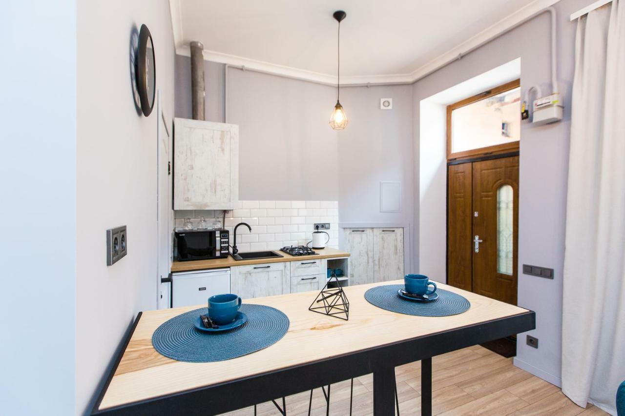 Lazur Apartment Lviv Eksteriør bilde