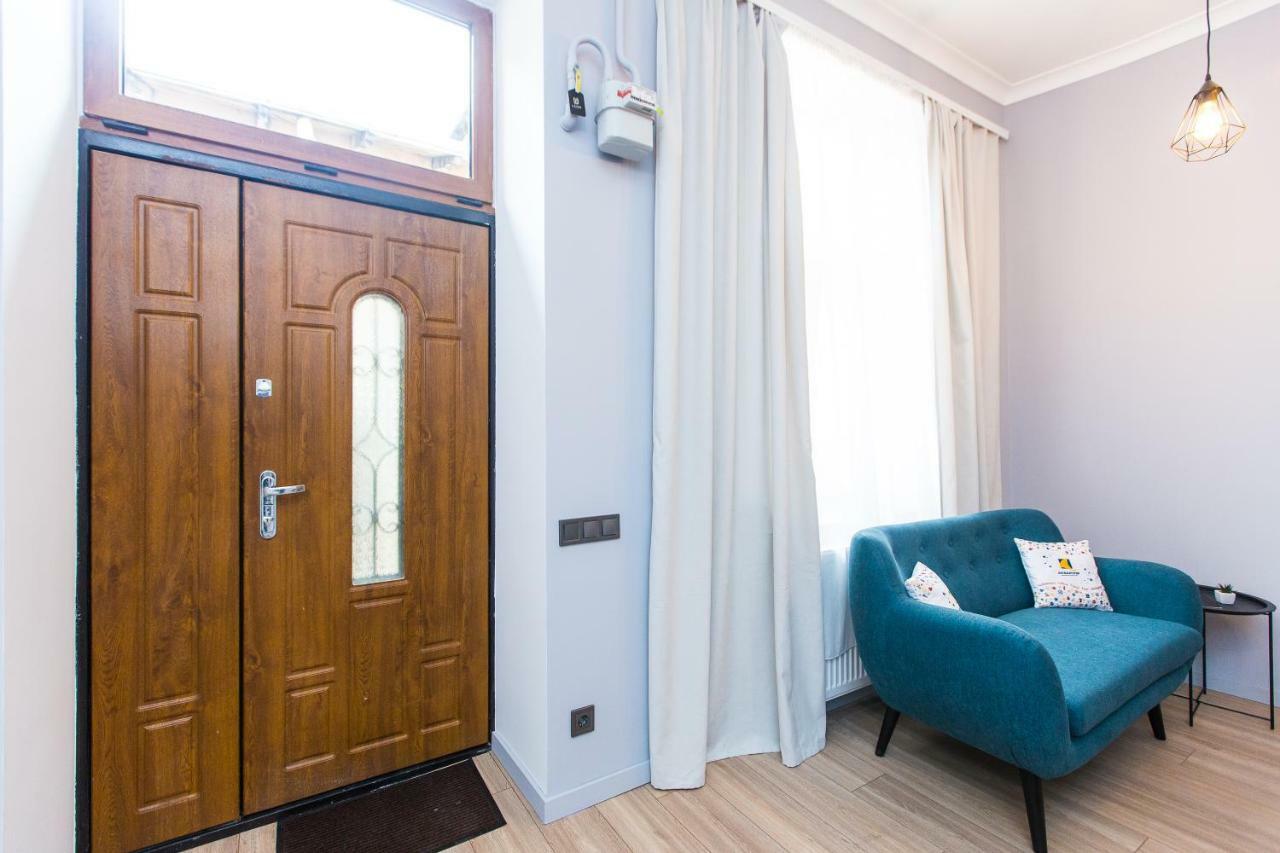 Lazur Apartment Lviv Eksteriør bilde